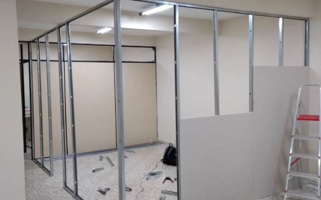 تركيب أسمنت بورد للأسقف المستعارة أسمنت بورد مكاتب الرياض