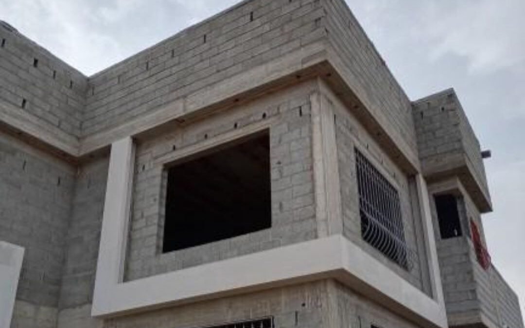 تنفيذ احترافي للأسمنت بورد في الرياض مع ضمان وجودة