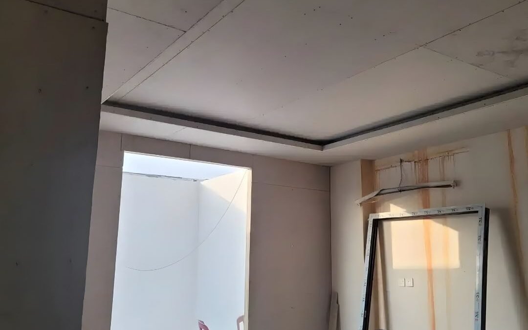 لماذا يفضل المقاولون الأسمنت بورد في مشاريع الرياض؟