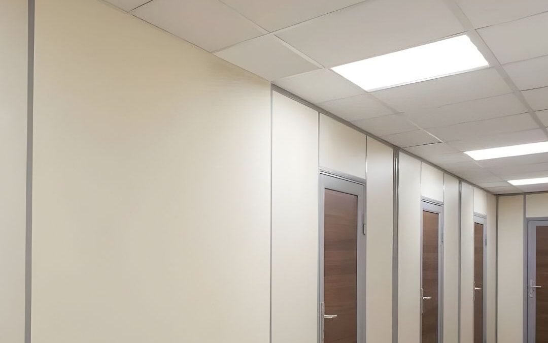 متى تختار الأسمنت بورد بدل الطوب في مشاريع الرياض؟